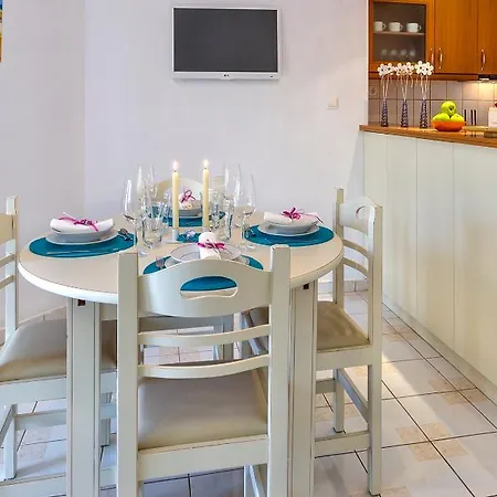 Apart Otel Agrimia Platanés